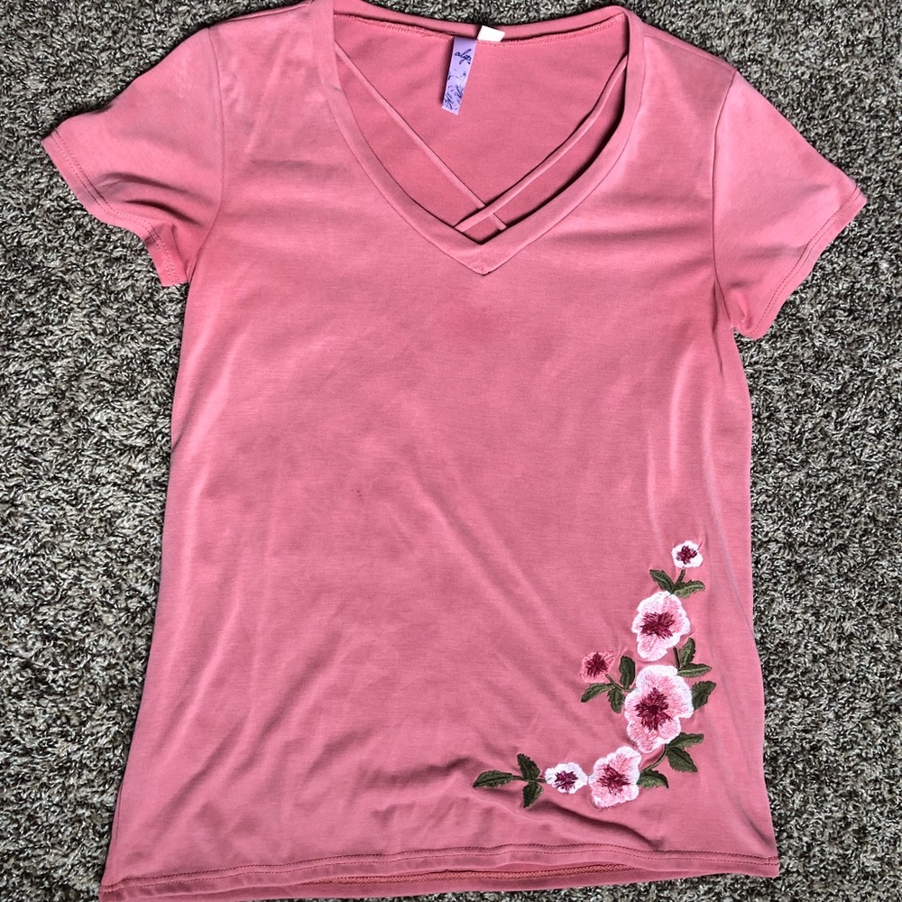 Francesca’s pink floral t-shirt